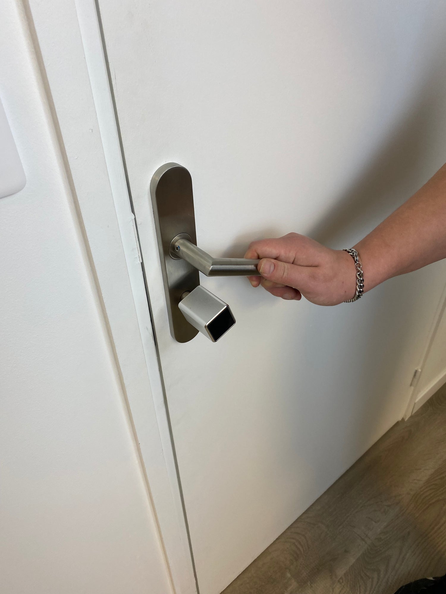 Cylindre électronique connecté à code et Bluetooth | ABIOKEY - ABIOSHOP